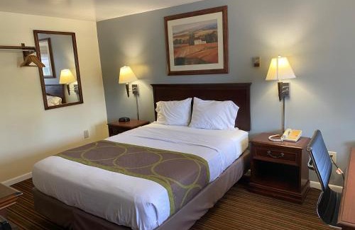 Brunswick Hotel | Relax Inn