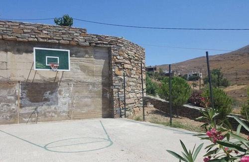 Koundouros Villa | Relax Joy Villa - Easy Beach Access 150m Away