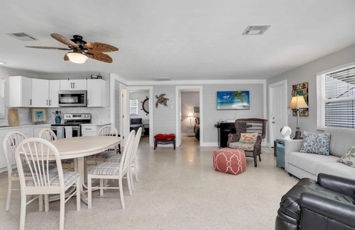 Saint James City House | Relax on Island Time In This 2 Bed/1 Bath Home