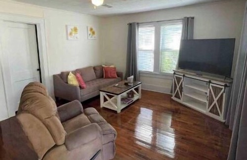 Ponca City House | Relax on Lake- cozy, spacious, and stylish