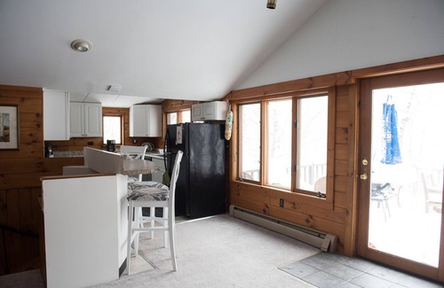 Eden House | Relax on pristine Lake Eden