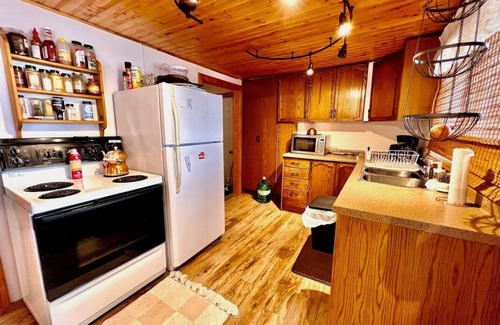 Head Lake Cottage | Relax on Rush Lake