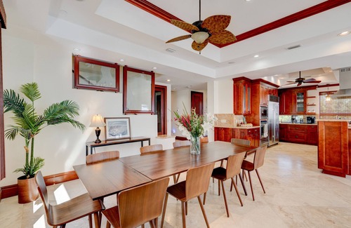 Marathon House | Relax on your Oceanfront villa on Seapalm island