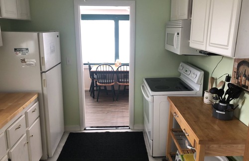 Eagles Nest House | Relax or telework from Hilltop Cottage Lake of the Ozarks