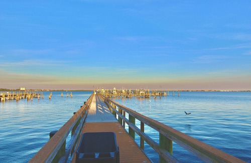 Jensen Beach House | Relax Poolside - Minutes to Downtown & Beach