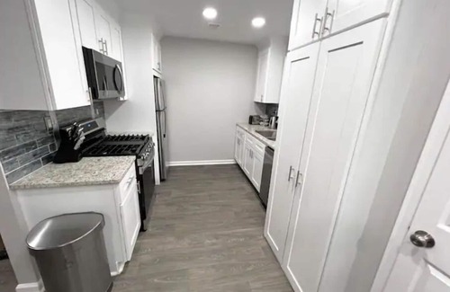 Church Street House | Relax & Sleep in 2BR Modern Home Stay