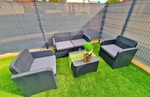 Muntzenheim Apartment | RELAX SPA-4 Pers-Jacuzzi-Parking-Jardin-Clim-Colmar