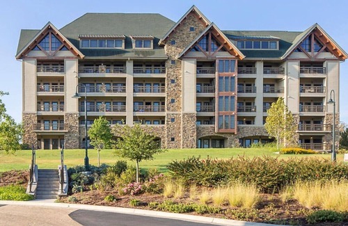 Big Cedars Condo | Relax surrounded by nature in this 1BD resort condo with resort amenities