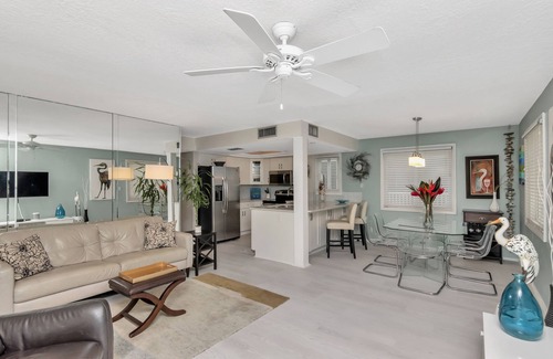 Indian Shores Condo | Relax, Swim, Sun & Fun: Repeat! nTurtle nesting season May 1 to October 31.