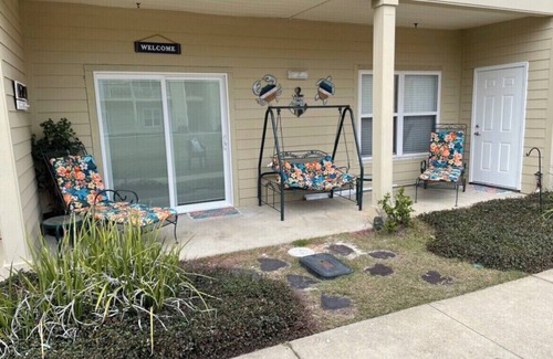 Gulf Shores Condo | Relax.Unwind.Get in a flip flop state of mind!