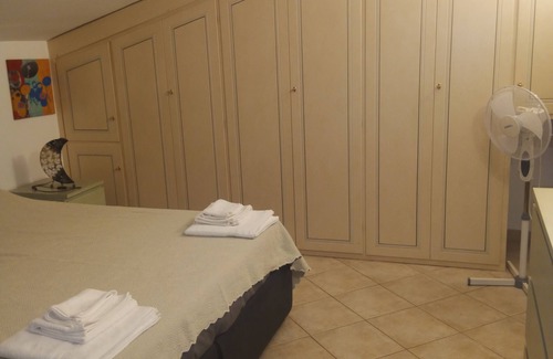 Guidonia Montecelio Villa | Relaxation at Marco Simone- Domitilla House