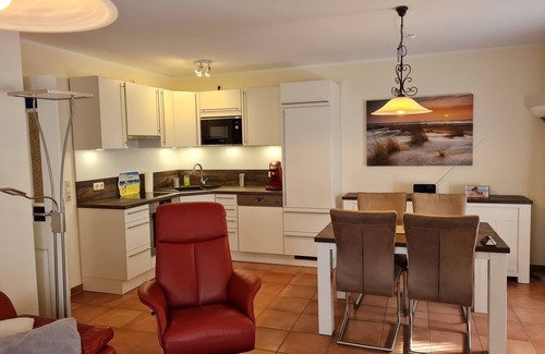 Wangerland Apartment | Relaxation by the North Sea: "Krabbe" vacation apartment in Hooksiel