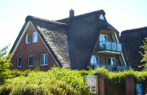 Wangerland Apartment | Relaxation by the North Sea: "Krabbe" vacation apartment in Hooksiel