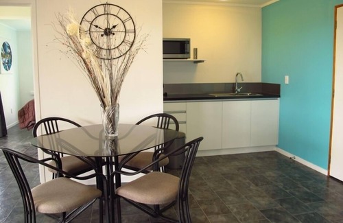 Ohope Condo | Relaxation facing the sea