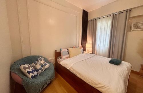 Novaliches Apartment | Relaxation for Family & Couples Comfort Netflix & Chill Near Mall SM Fairview Trees Residences Quezon City