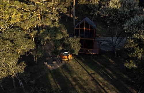 Urubici Ski Chalet | Relaxe neste espaço calmo e lindo junto a natureza da Serra Catarinense.