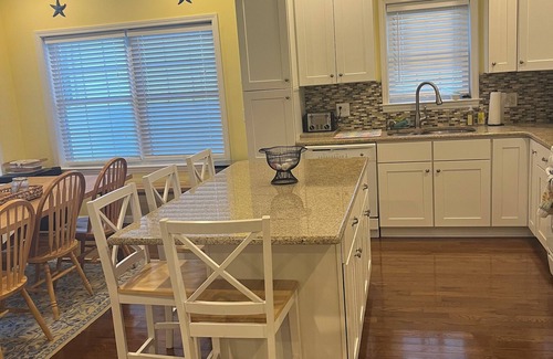 Asbury Park House | Relaxed and beachy 3 bedroom home just a short walk to the beach
