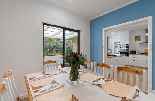 Port Elliot House | Relaxed Family Beach House - No Linen Included
