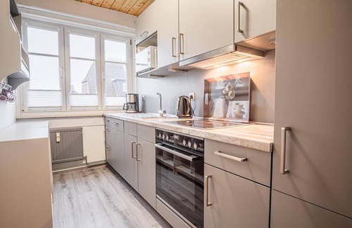 Ostersiel Apartment | Relaxed vacation apartment "Haus Möwe" right by the sea on Pellworm!