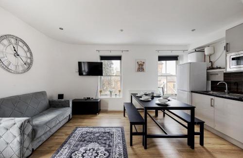 Latchmere Apartment | Relaxing 1-Bed Haven Near Battersea Park