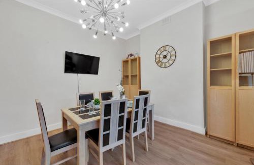 Springfield Apartment | Relaxing 1BR Flat - Cozy and comfortable