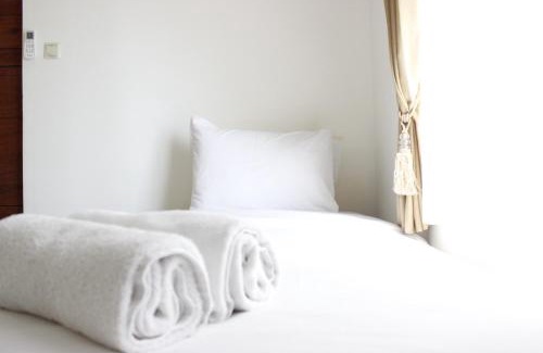 Bandung Apartment | Relaxing 2BR Apartment at Buah Batu Park By Travelio