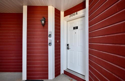 Oro-Medonte Apartment | Relaxing 2BR Retreat at Carriage Hills