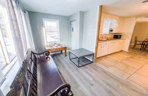 Niagara Falls Apartment | Relaxing 3BR 3 Bath close to the falls