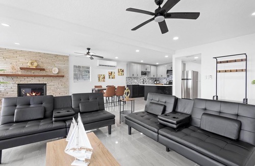 Oviedo House | Relaxing 3BR Home Near Orlando Attractions