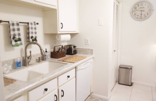 Walden on Lake Conroe Condo | Relaxing and Spacious lake view One Bedroom condo on the water