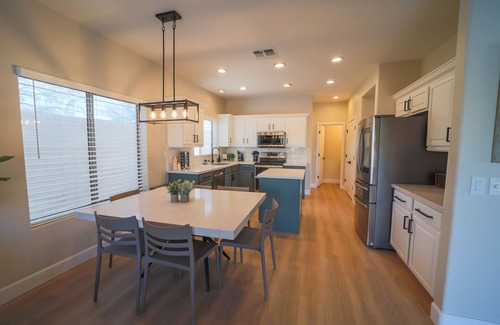 Deer Valley House | Relaxing and Spacious Model-Home w/A Resort-Style Backyard & Heated Pool