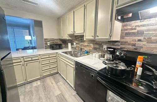 Nassau Bay Apartment | Relaxing Apartment in Bay Area Stay Near Houston Attractions