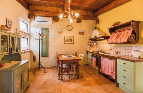 Mondavio Apartment | Relaxing apartment "Poppies" - Agriturismo Borgo la Rovere