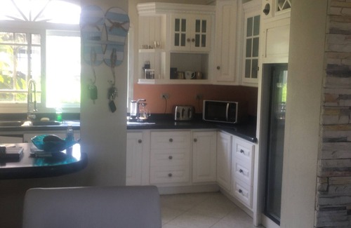 Las Canas House | Relaxing beach front property