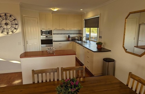 Cape Paterson House | Relaxing Beach Getaway with Great Ocean Views