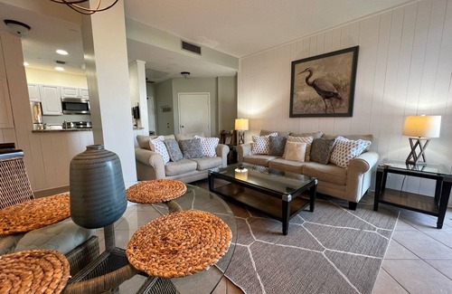 Miramar Beach Condo | Relaxing beach retreat, just steps to the sand; private patio; freshly updated!