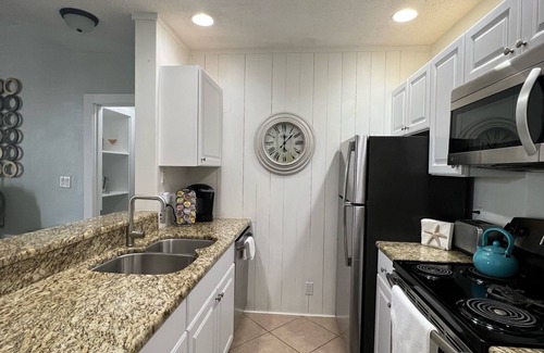 Miramar Beach Condo | Relaxing beach retreat, just steps to the sand; private patio; freshly updated!