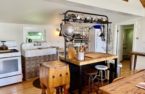 Town of Olive Cottage | Relaxing Catskill Mountain Cottage.