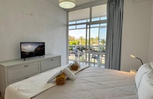 Torremolinos Apartment | Relaxing Coast - Torre La Roca - City Center