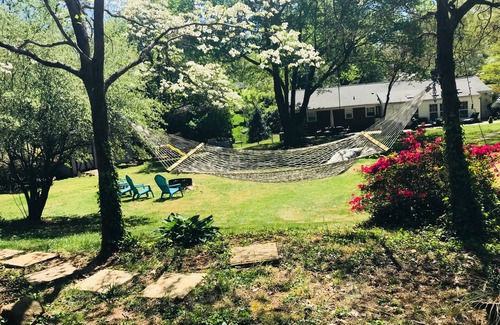 Carriage Hills Cottage | Relaxing Cottage close to everything! Perfect for 2!Wi-Fi, Keurig,Outside space!