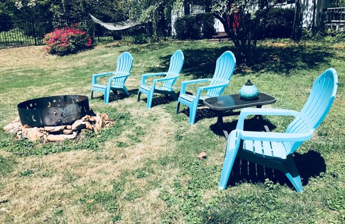 Carriage Hills Cottage | Relaxing Cottage close to everything! Perfect for 2!Wi-Fi, Keurig,Outside space!