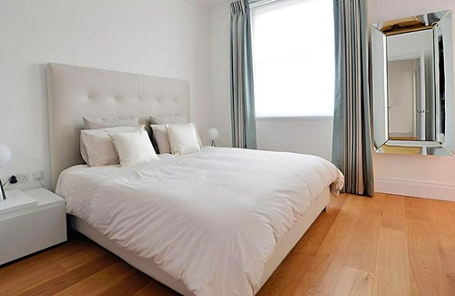 Spitalfields Apartment | Relaxing & Delightful - Up to 10 People