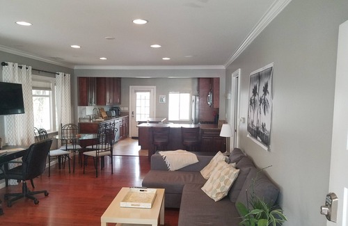 South Redondo House | Relaxing Elegant Beach House Furnished Kitchen Fully Equipped 2bed 2bath