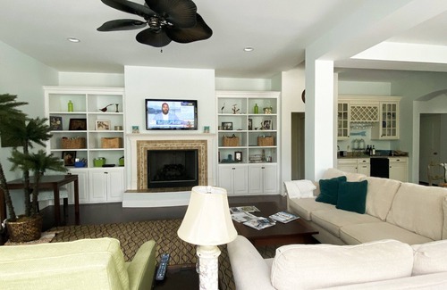 Sea Pines House | Relaxing family home, pristine, like new, private pool, sleeps 8-10