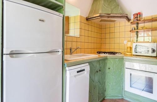 Les Vans House | Relaxing Family Stay in Les Vans