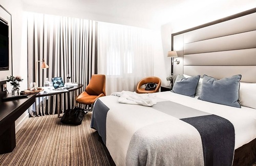 City Centre Dublin Hotel | Relaxing Getaway Awaits! Dublin's Most Elegant Hotel Near to Grafton Street