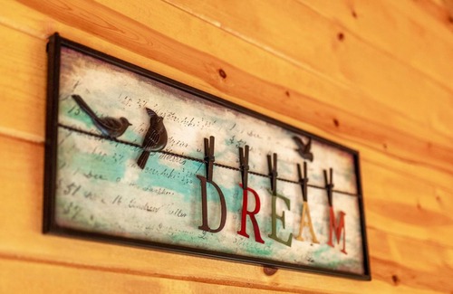 Compton Cabin | Relaxing “Hideaway” Cabin w/ hot tub near Buffalo River