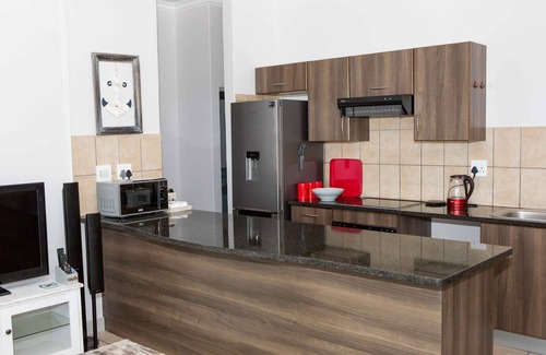 Mossel Bay Apartment | Relaxing holiday apartment home with sea view
