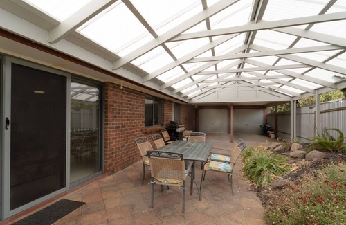 Victor Harbor House | Relaxing Holiday Home Pets Are Welcome