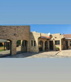 Phuthaditjhaba House | Relaxing Holiday Home